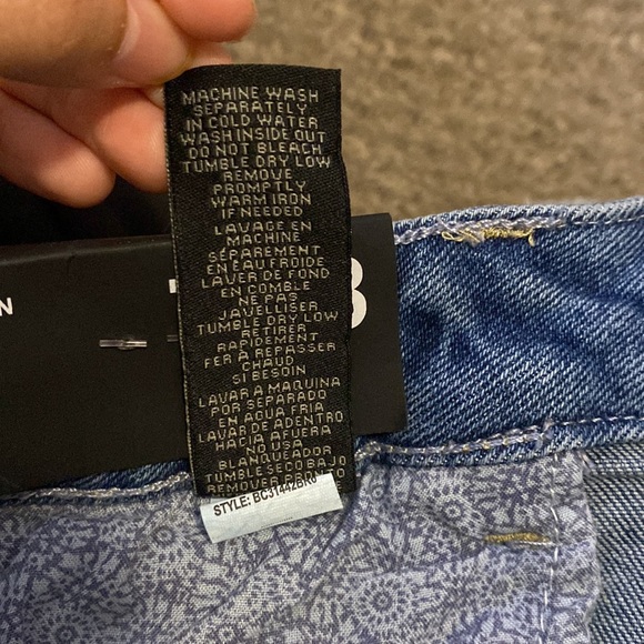 Kendall + Kylie High-rise Shorts - Picture 8 of 9